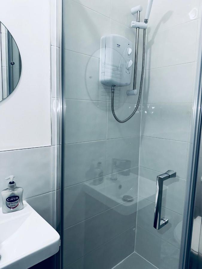 Stylish Town House - Modern Double Room - 1 Coventry Dış mekan fotoğraf